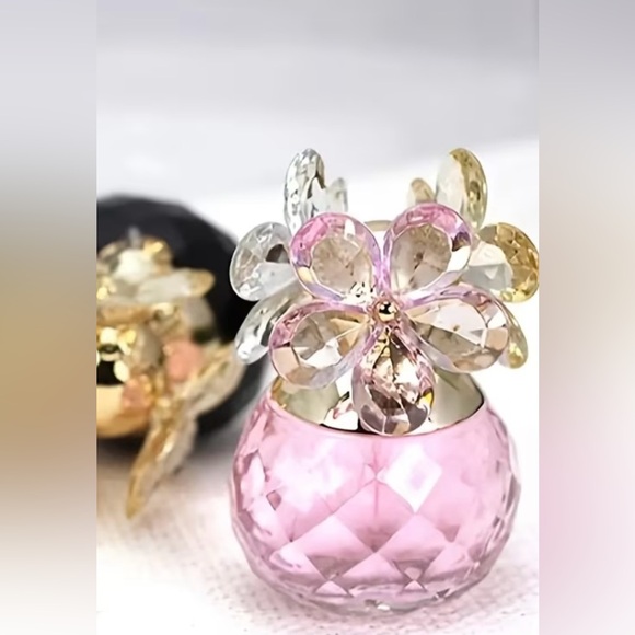 Vintage Miniature Floral Crystal Display Perfume Bottle - Picture 5 of 6